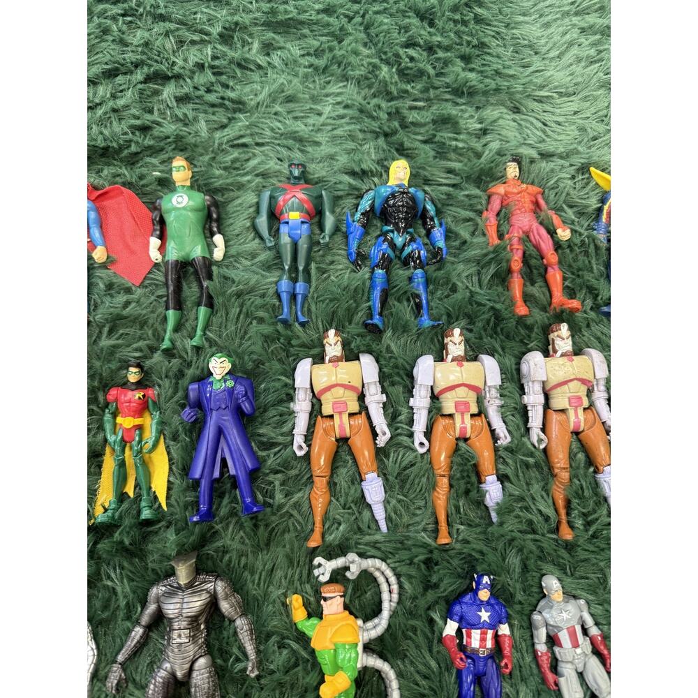 Vintage DC Marvel Comics Action Figures Lot 1990s Loose Superhero Villain Toy - Picture 3 of 7